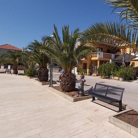 פוסדריה Luxury Apartment By The Sea With Private Whirlpool And Terrace 50M2 מראה חיצוני תמונה
